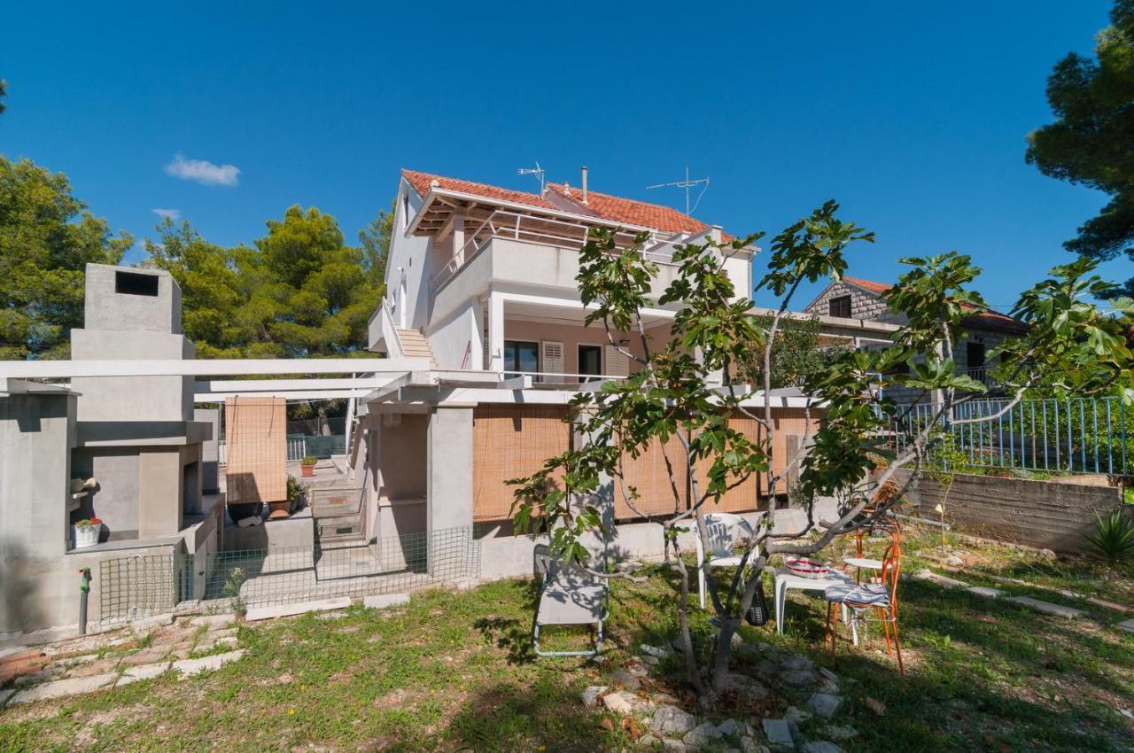 Beachside Villa Marko Milna  Esterno foto
